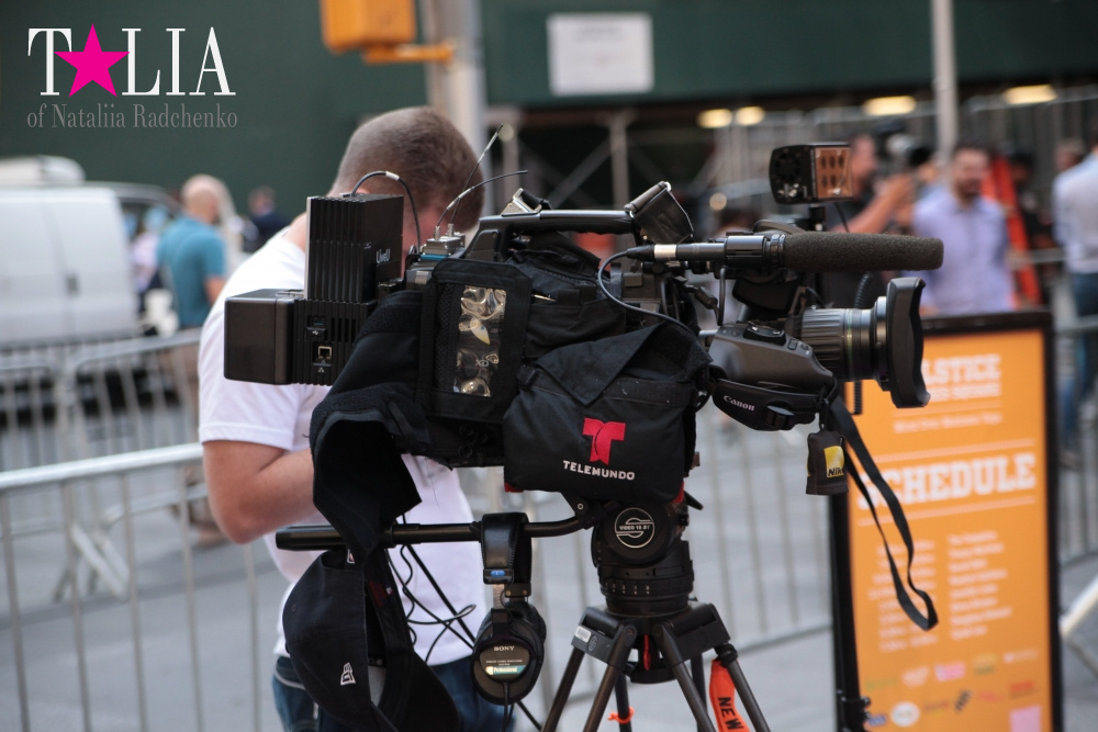 Моя йога на Таймс Сквер на фестивале йоги SolsticeTSq 2016